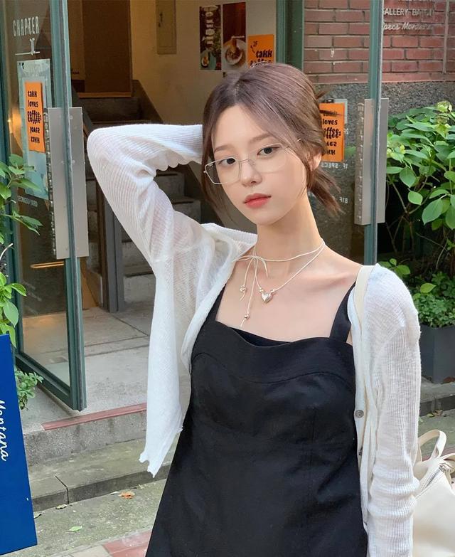 星歐娛樂注冊:今鞦流行“不穿褲子”!又美又撩人!洋氣極了!